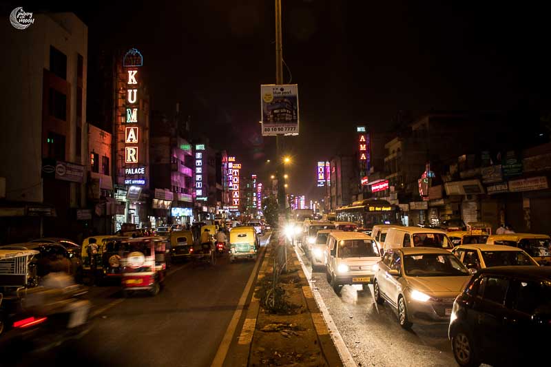 Lee más sobre el artículo Dealing with Main Bazar and a crazy shopaholic girl